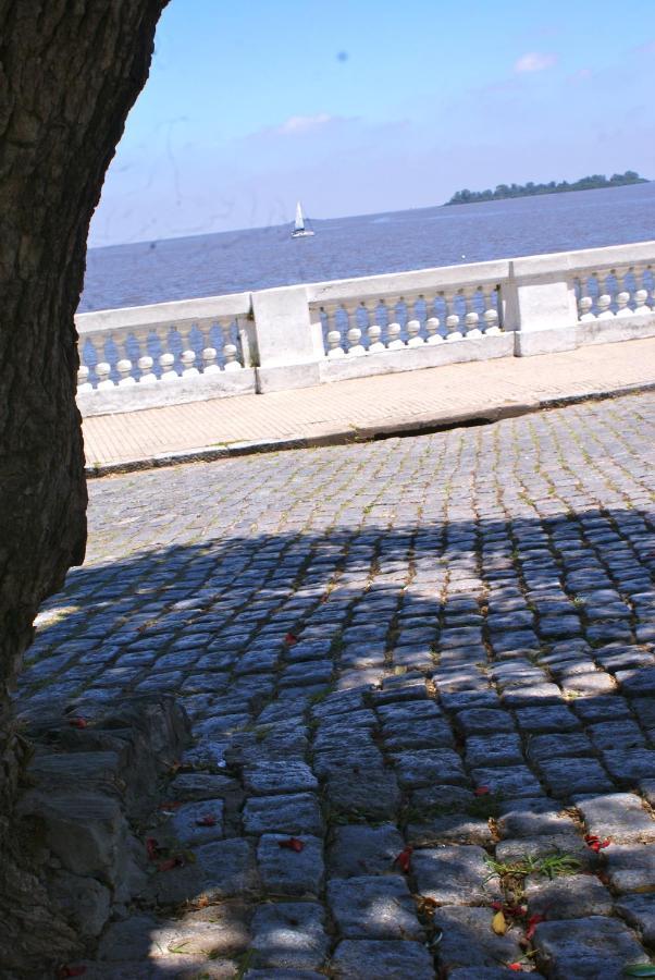 Estudio Taller De Tejas Colonia B&B Colonia del Sacramento Ngoại thất bức ảnh